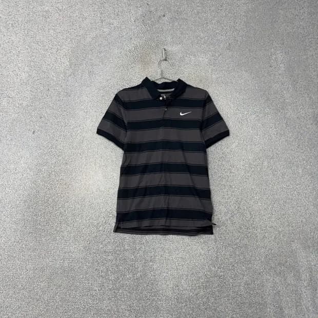 나이키 스트라이프 그레이 로고 반팔 카라티 S