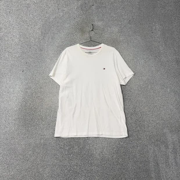 타미힐피거 화이트 로고 반팔티 100