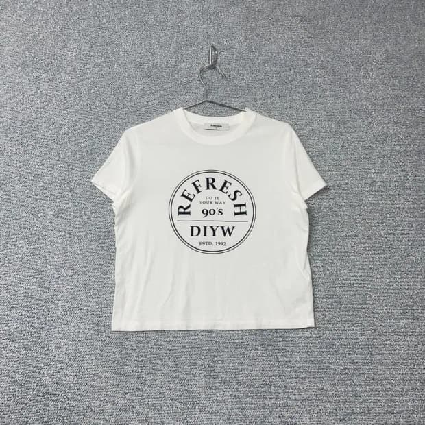 에잇세컨즈 캐주얼 프린팅 화이트 반팔 티 S