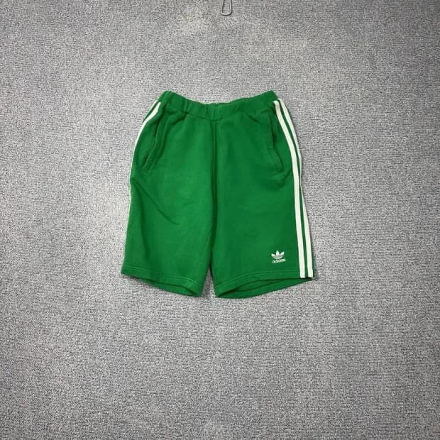 아디다스 그린 불꽃 로고 삼선 코튼 반바지 S