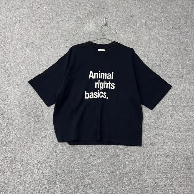 스튜디오 톰보이 프린팅 네이비 오버핏 반팔 티 F