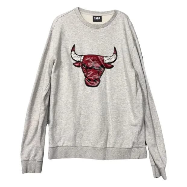 엔비에이 시카고 불스 로고 라이트 그레이 맨투맨 L
