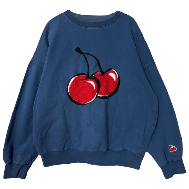 키르시 체리 로고 네이비 맨투맨 1