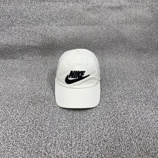 나이키 로고 화이트 캡 ONE SIZE