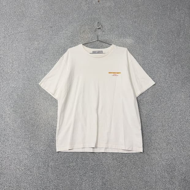 에잇세컨즈 로고 프린팅 박스핏 크림 반팔 티 XXL