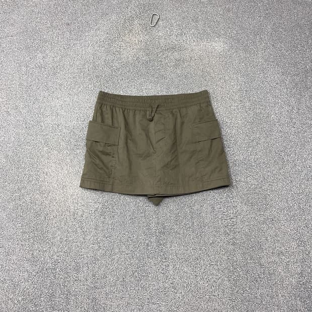 자라 카키 카고 숏 반바지 M