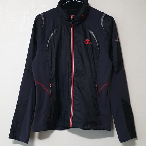 네파 여성 운동복 집업 95사이즈