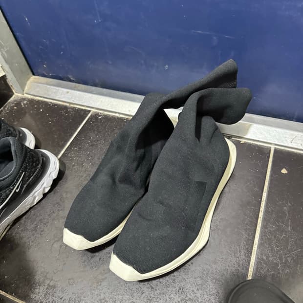 릭오웬스 다크쉐도우 삭스러너