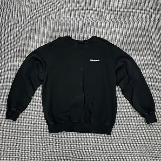 디스이즈네버댓 블랙 맨투맨