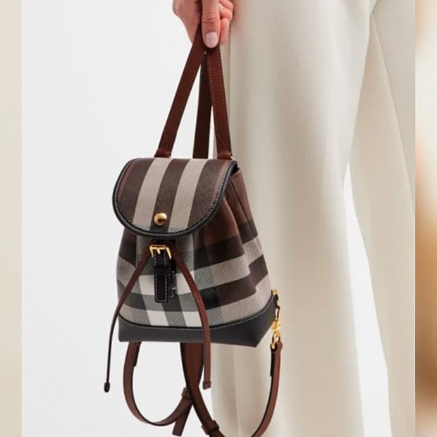 버버리 체크 마이크로 백팩 ( 새상품 , 정품 )