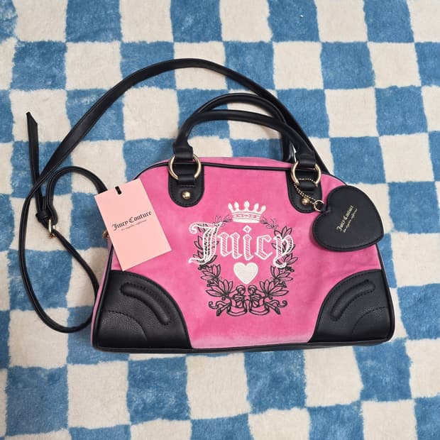 JUICY COUTURE 헤리티지 보울러