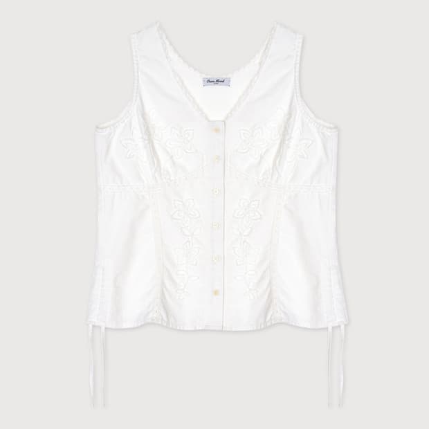 온무드 FLORAL EMBROIDERY VEST