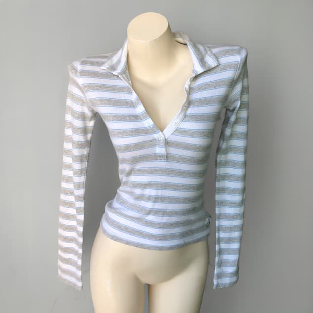 아베크롬비 그레이 스트라이프 티셔츠