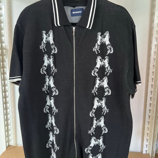 위캔더스 반팔니트집업