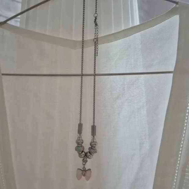 리본 동글뱅이 참 네크리스