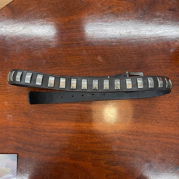 빈티지 스터드 레더 벨트