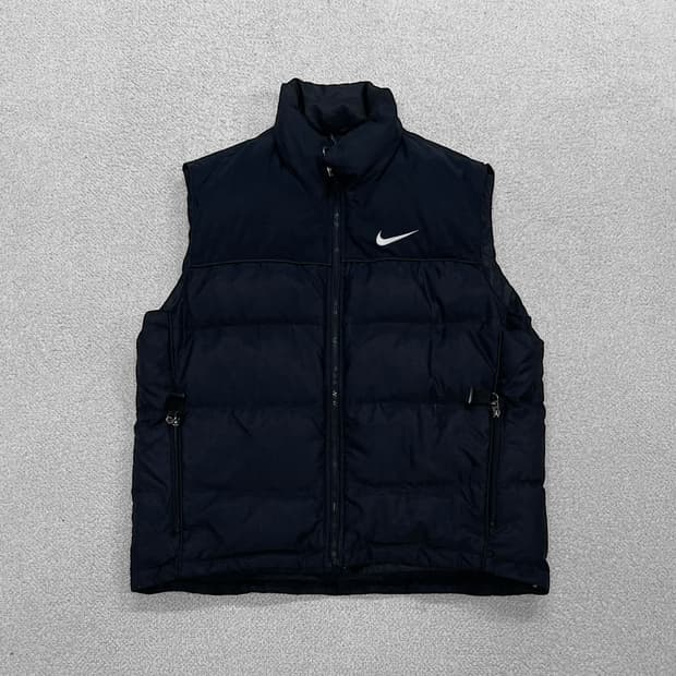 나이키 ACG 00s 스우시 덕 다운 조끼 패딩 블랙