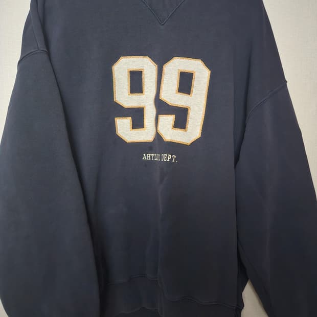 더블유브이프로젝트 피쳐 맨투맨