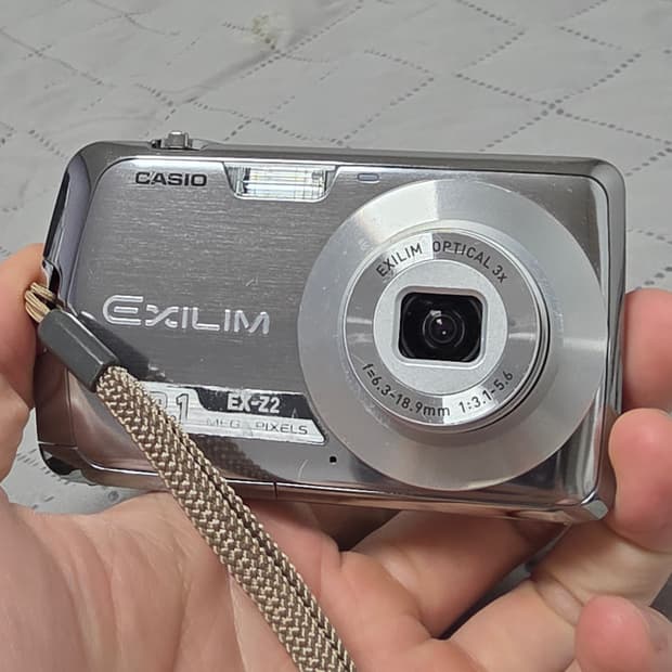 무배@Sony EX-Z2 판매합니다