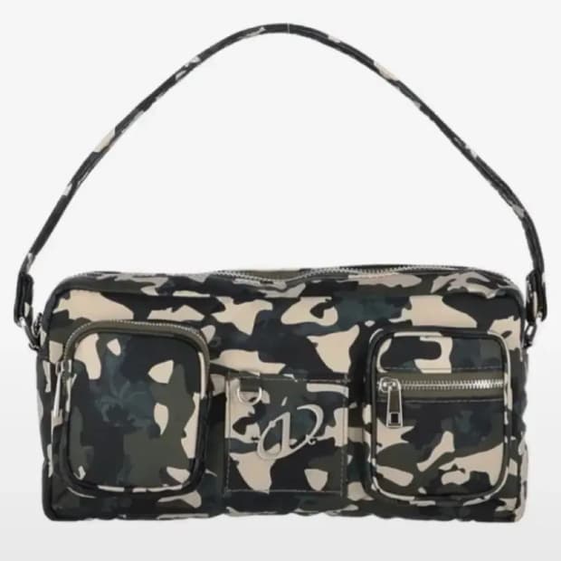일리오 가방 카모 숄더백