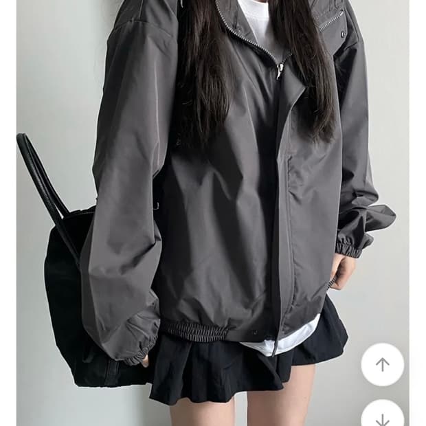에이블리 남여공용 오버핏 후드 바람막이 (새상품)