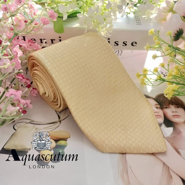 아쿠아스큐텀 실크 옐로우 자카드 넥타이 9.4cm A등급 K1498
