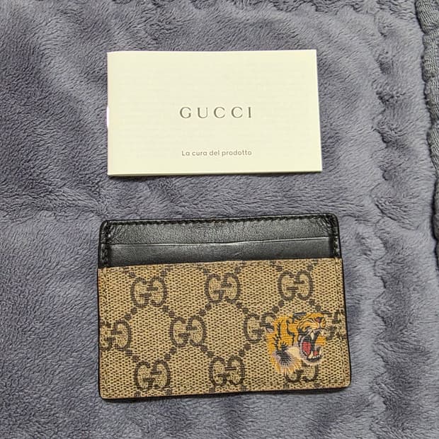 (정품) 구찌 타이거 GG 수프림 카드지갑/남녀공용/개인/팝니다.