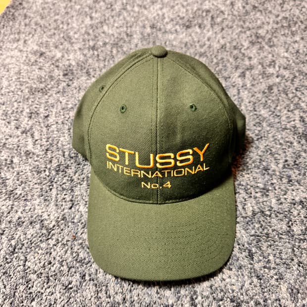 스투시 스냅백모자