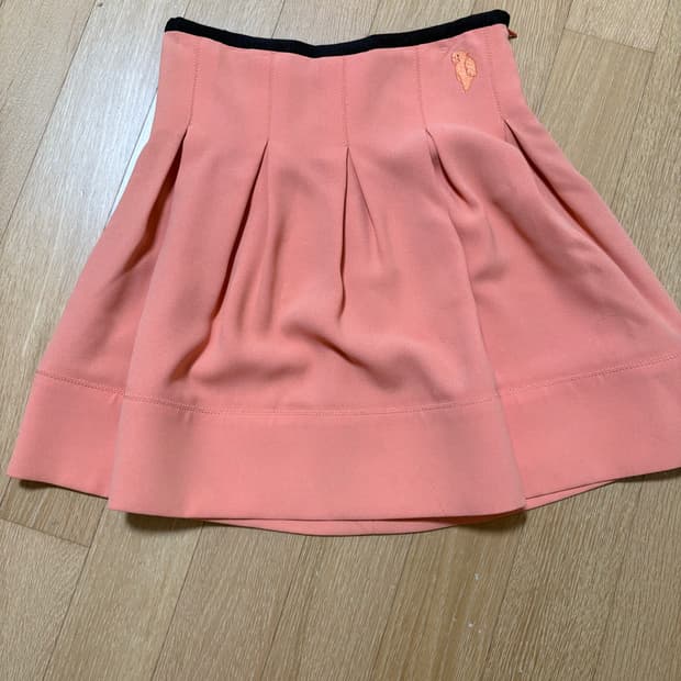 질스튜어드 스커트