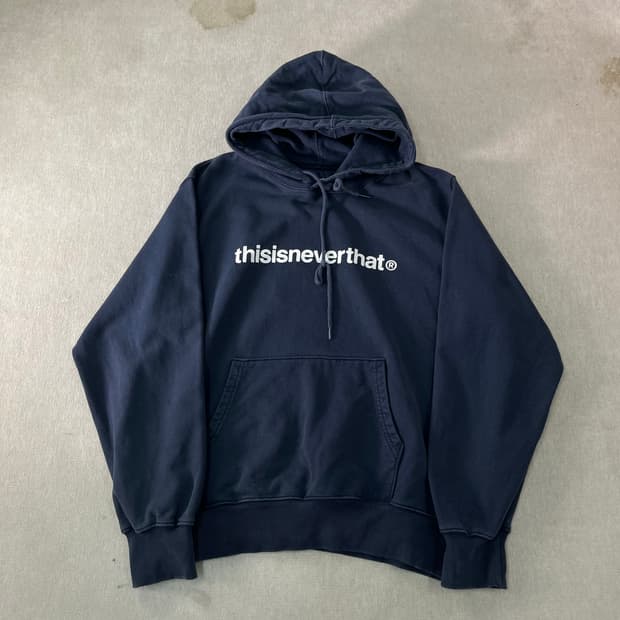 100 디스이즈네버댓 빅로고 네이비 맨투맨