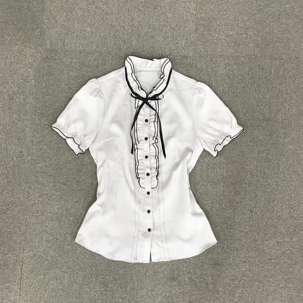 Ribbon Trim Ruffle Blouse