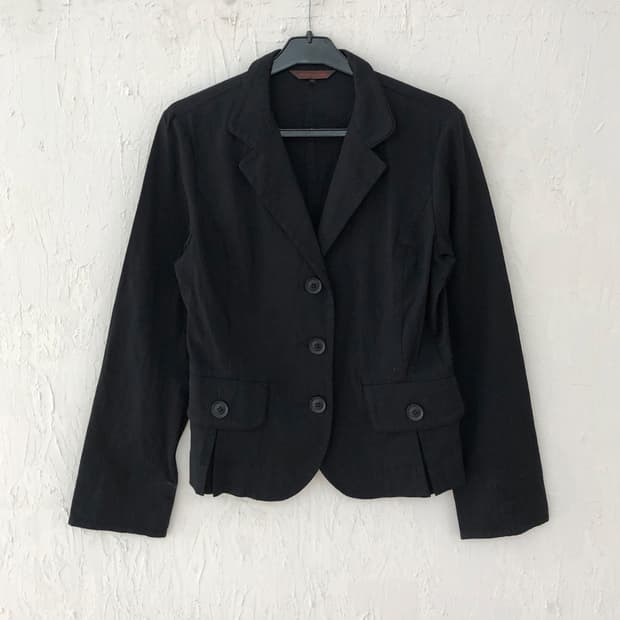 vintage cropped black jacket
