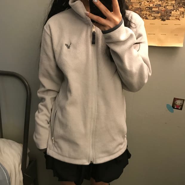 American Eagle 아메리칸이글 아방핏 후리스