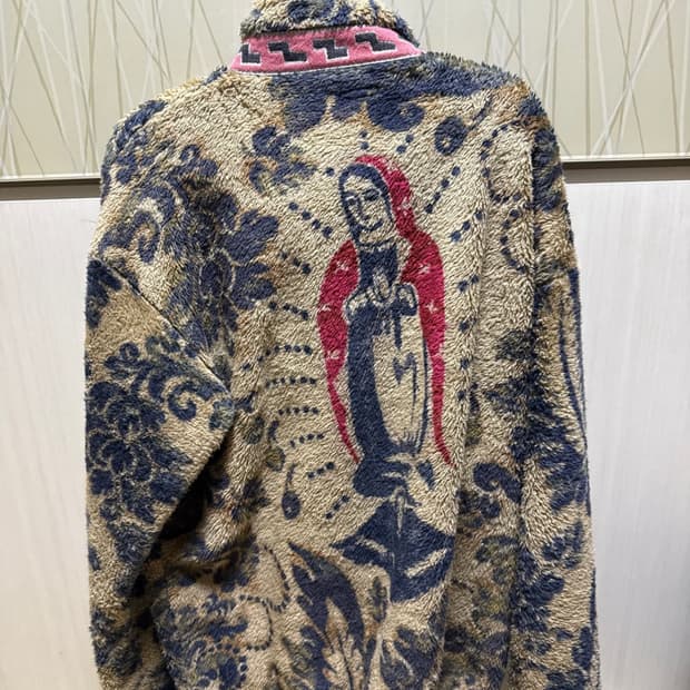 캐피탈 마리아 후리스 4