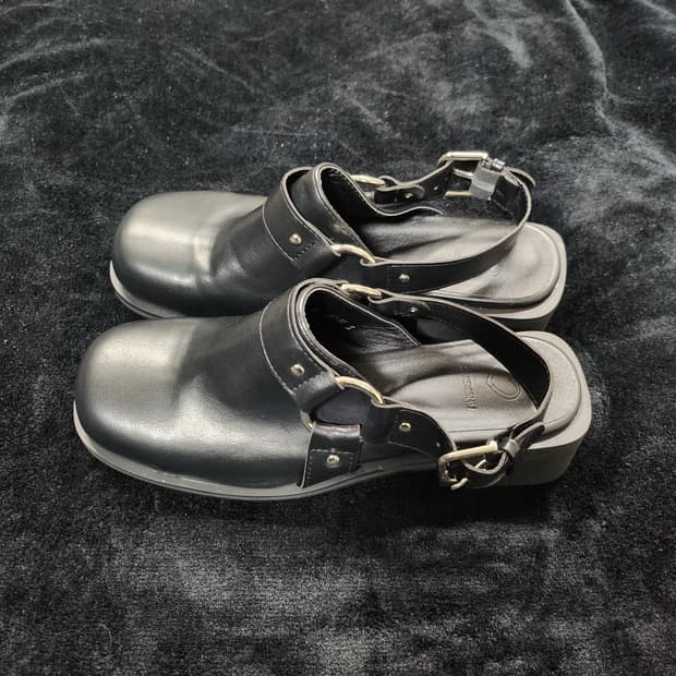 블랙 레더 버클 뮬 샌들 슬링백 로퍼 스트랩 슈즈(245)