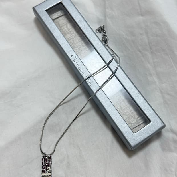 디올트로터 목걸이 박스구성