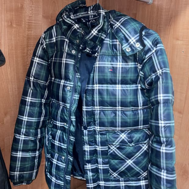 타미힐피거 패딩