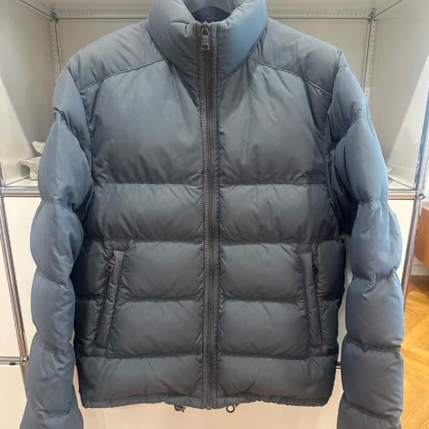 프라다 리네아로사 00s 패딩