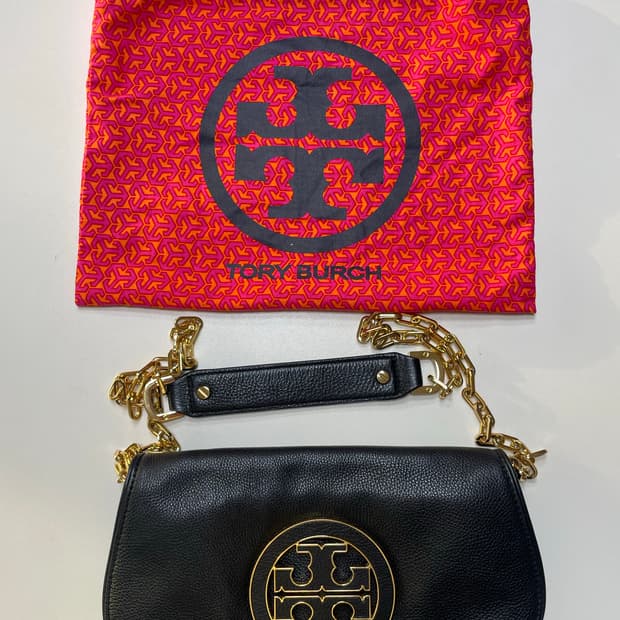 토리버치아만다 클러치백 해