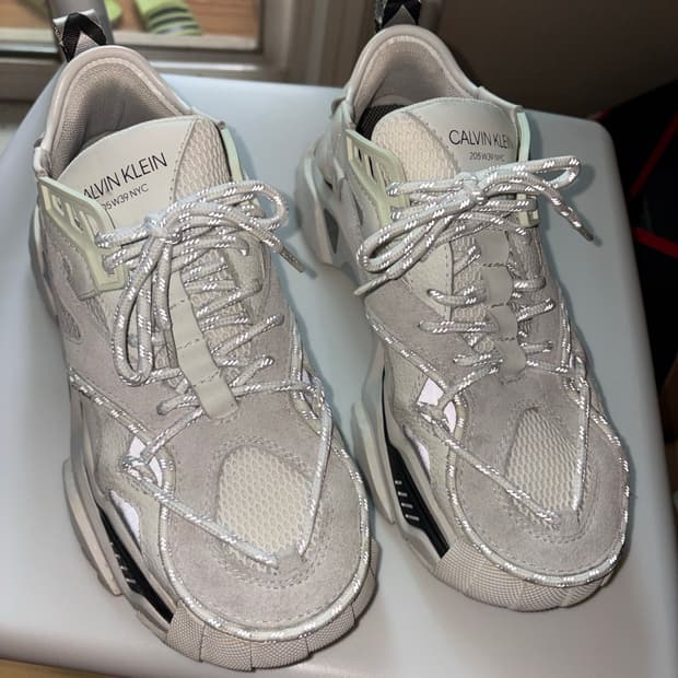 캘빈클라인 205W39NYC 스트라이크 