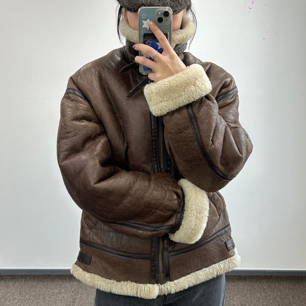 Vintage 빈티지 트윈 넥버클 무스탕