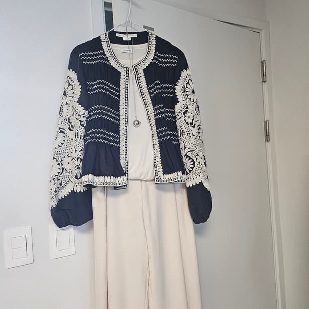 한섬 베로니카 비어드 자켓