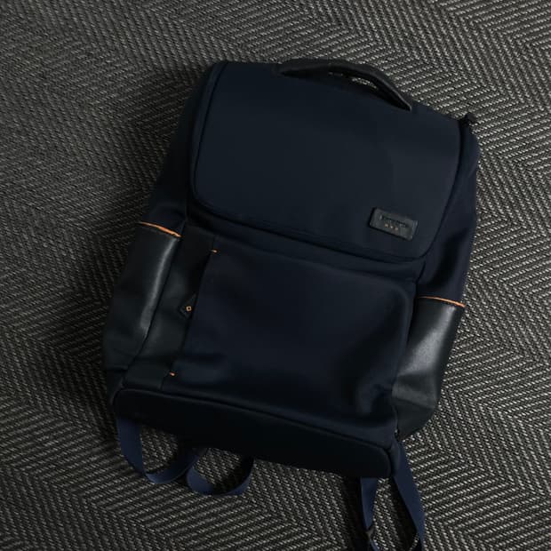 샘소나이트 미니멀 네이비 백팩y 4225
