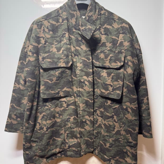 gigot 카모플라주 자켓 판매합니다