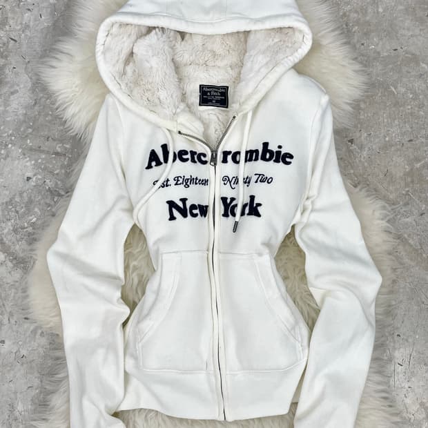 아베크롬비 로고 울프죠 화이트 *레어