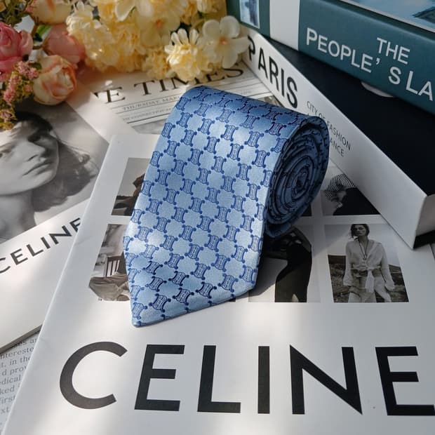 CELINE 셀린느 실크 블루 로고 패턴 넥타이 9cm B등급 E1686