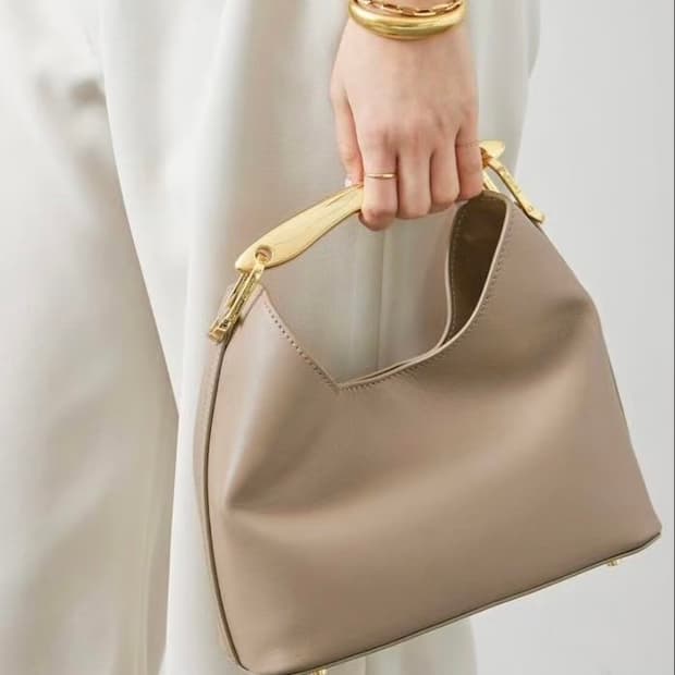 ELLEME 엘렘 부메랑 토프 토트백