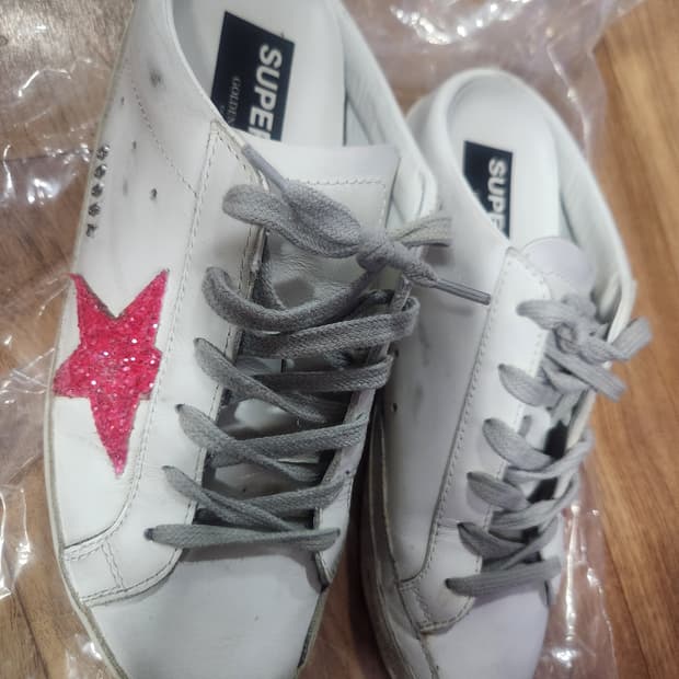 골든구스 슈퍼스타 뮬 스니커즈 