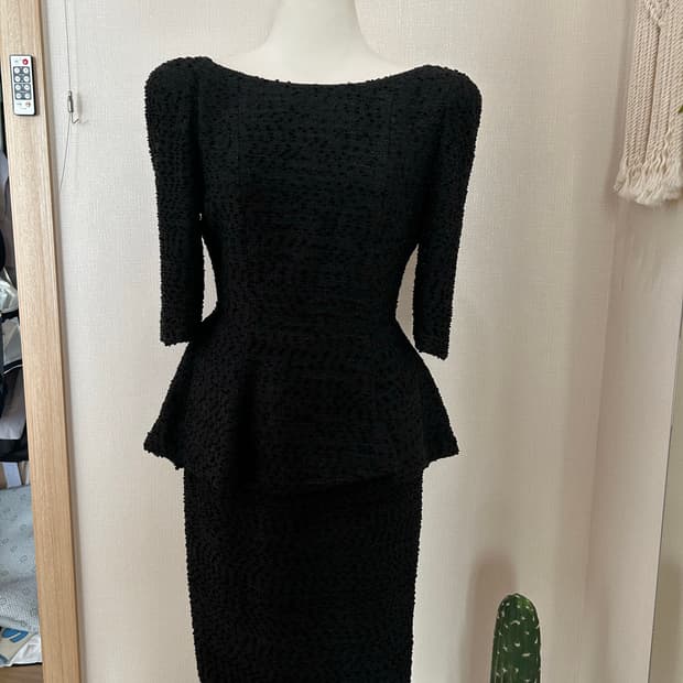 MINE 블랙 원피스