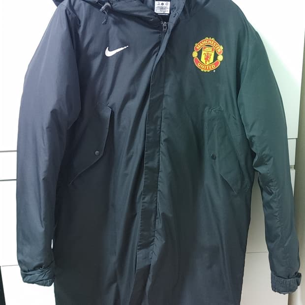 나이키 맨유 롱패딩 S